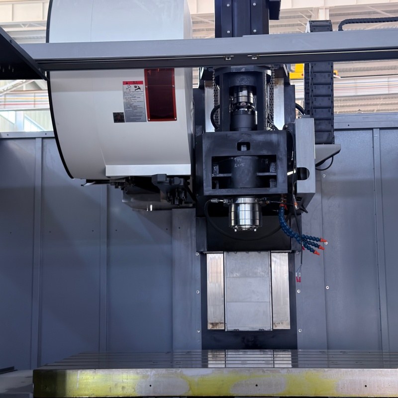 CNC milling machine for metel parts CNC milling machine for metel parts