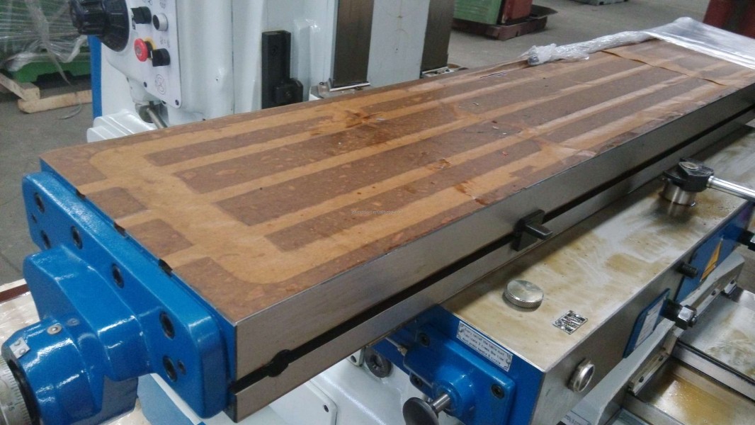 XL6432CL vertical and horizontal mill