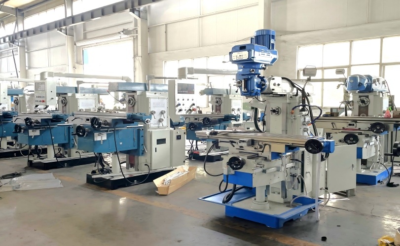 CNC Dikey Freze Makinesi: Modern Metal İşlemede Temel Hassas Ekipman